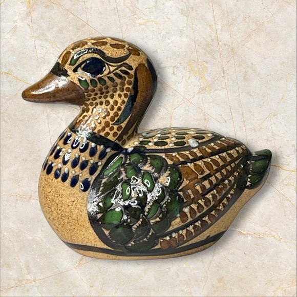 Duck Tonala Mexico Sandstone Pottery Hand Painted Enamel Signed E C 6.5" Tall - Picture 3 of 8